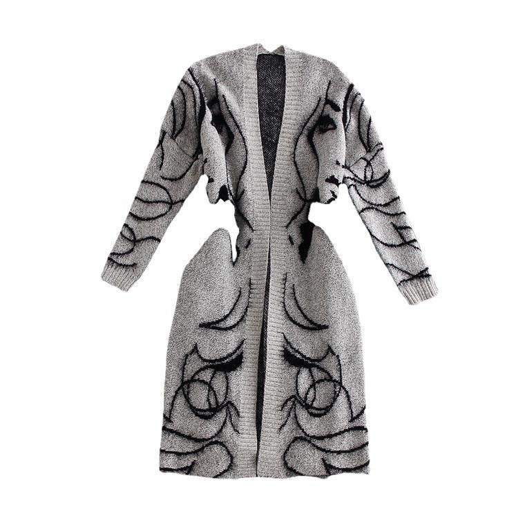 Wool coat for women with artistic pattern and comfortable fit Lune London