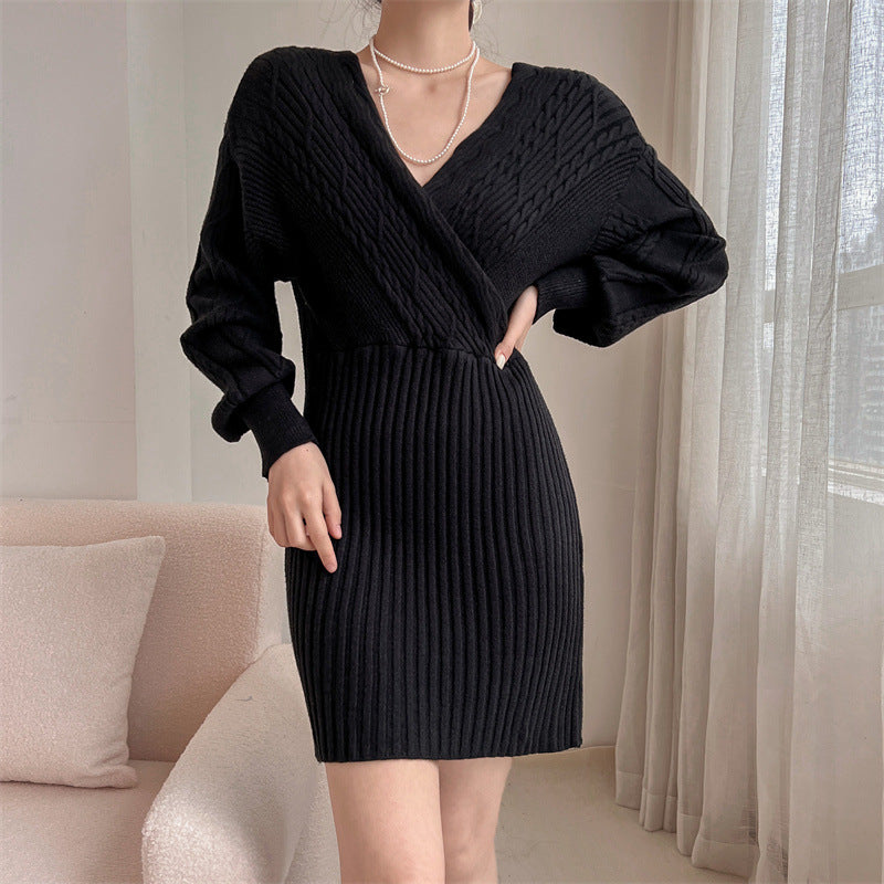 Ladies Elegant knitted dress with V-neck and textured top Lune London