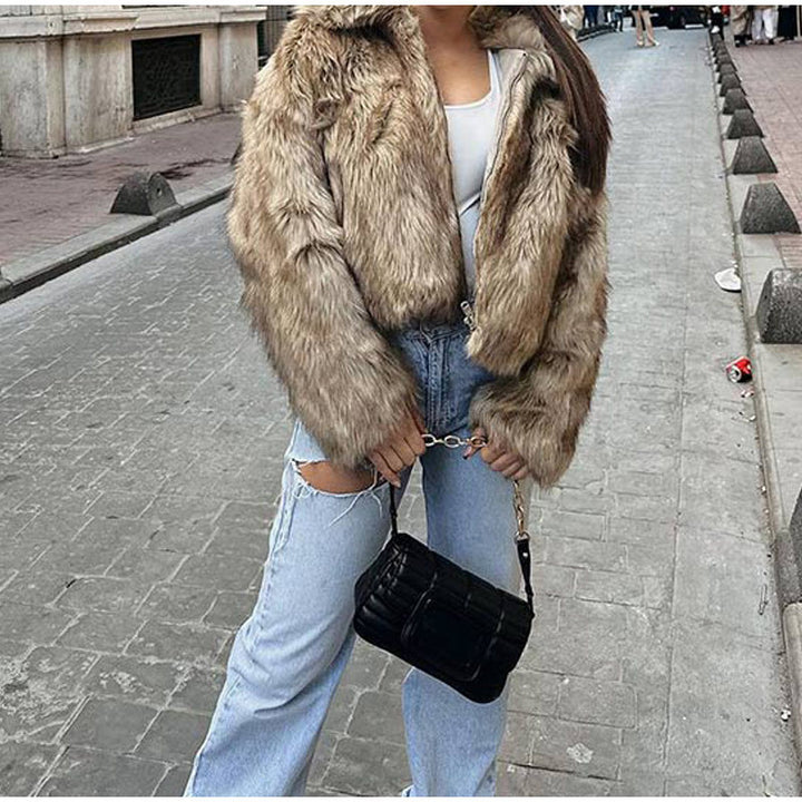 Ladies teddy coat with trendy cut Lune London