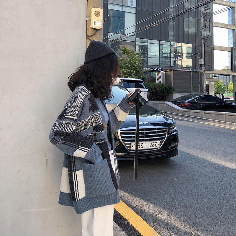 Ladies Oversized Pullover with Checkered Pattern Lune London