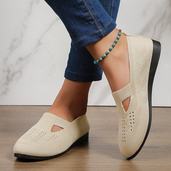 Breathable Slip-On Shoes for Women with Elastic Upper and Non-Slip Sole Lune London
