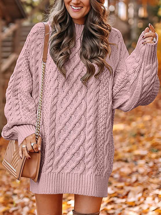 Chunky knit sweater for women with dropped shoulders and elegant cable knit pattern Lune Londonl
