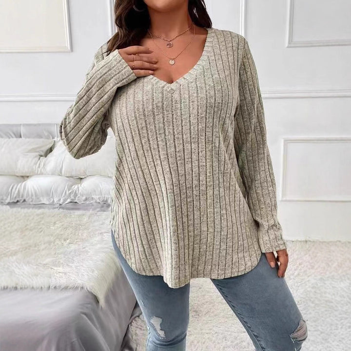 Ladies long sleeve V-neck T-shirt with fine ribbed structure Lune London