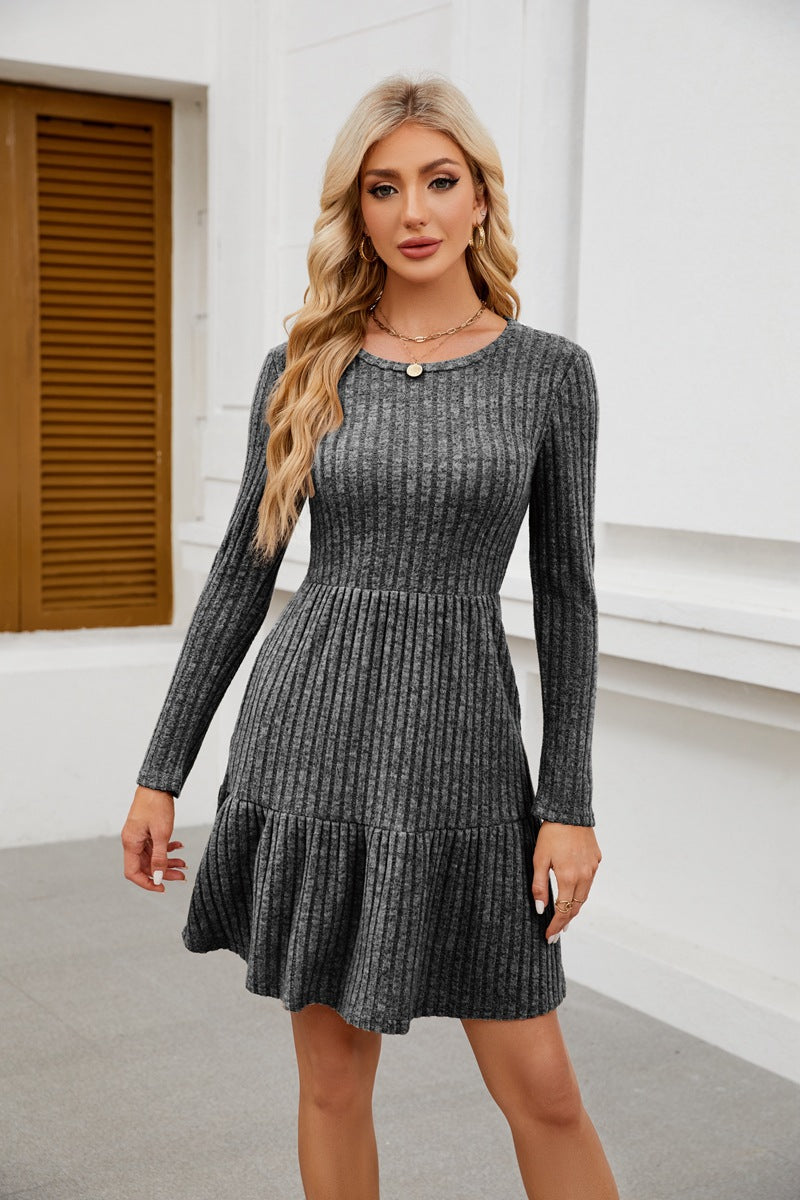 Knit midi dress for women with voluminous skirt and fine ribbed structure Lune London