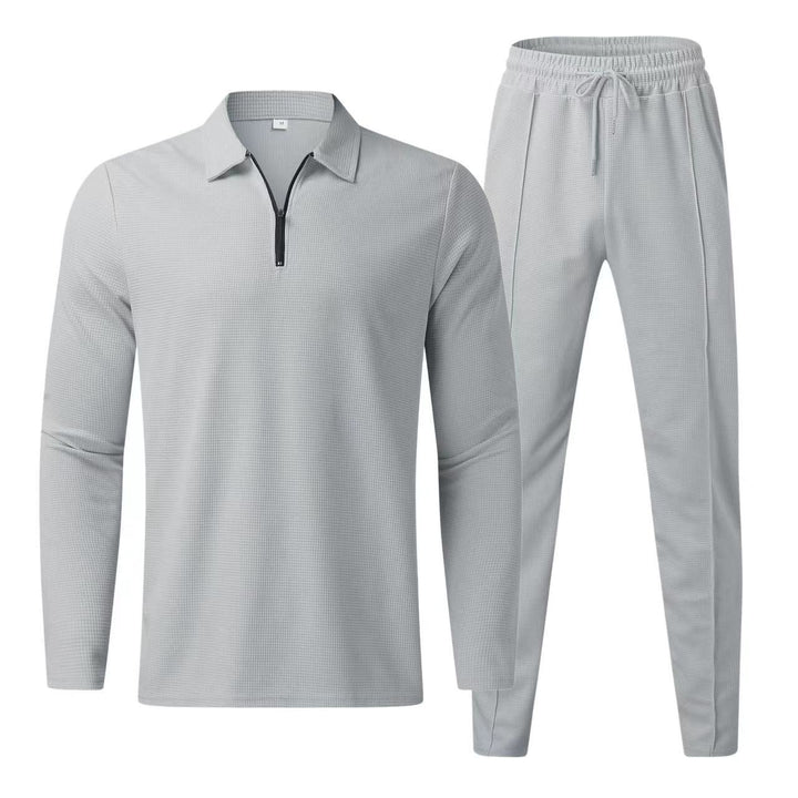 Casual long sleeve sports set for men with zipper and ergonomic cut Lune London