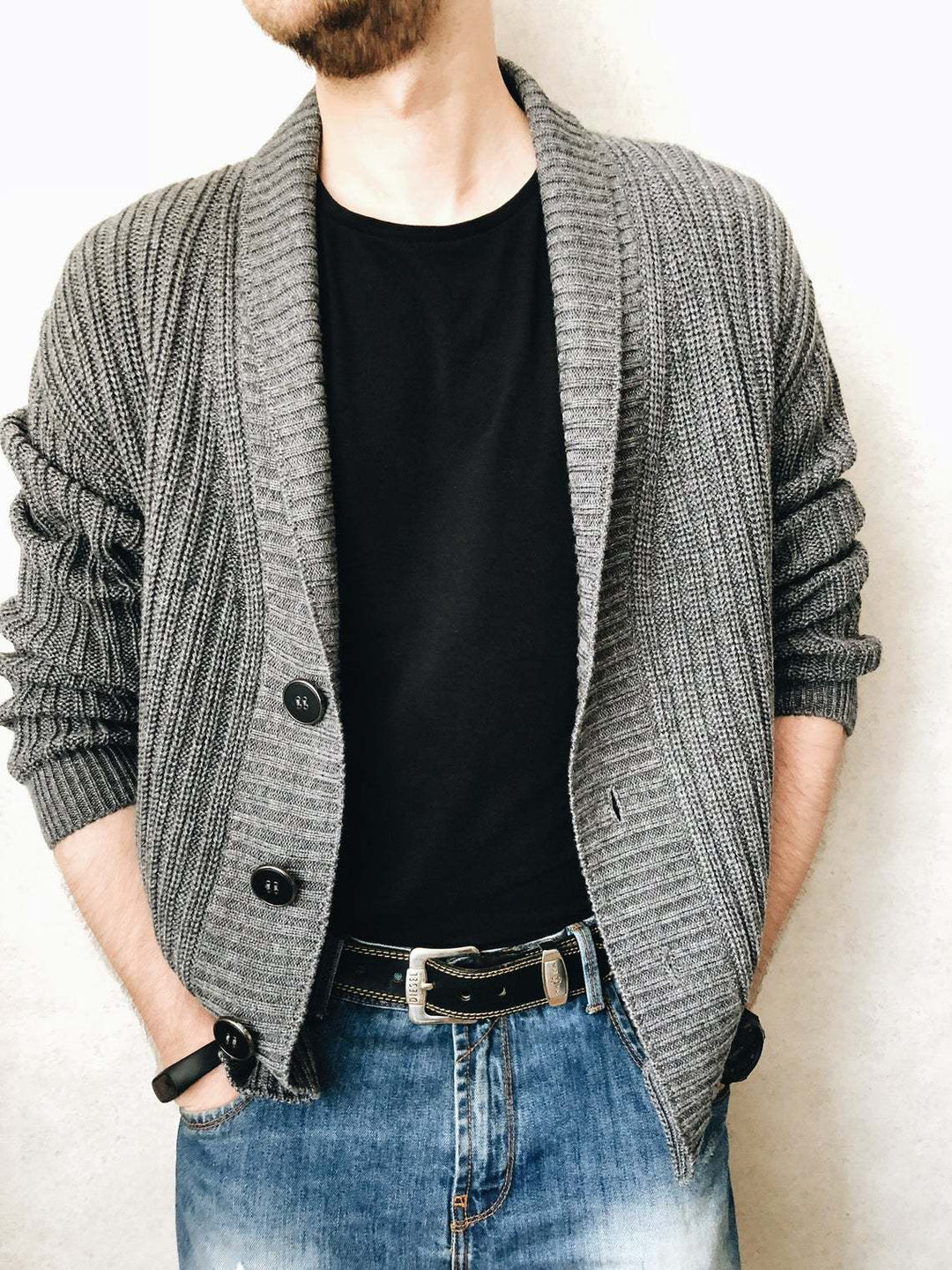 Men's knit jacket with fashionable shawl collar and practical buttons Lune London