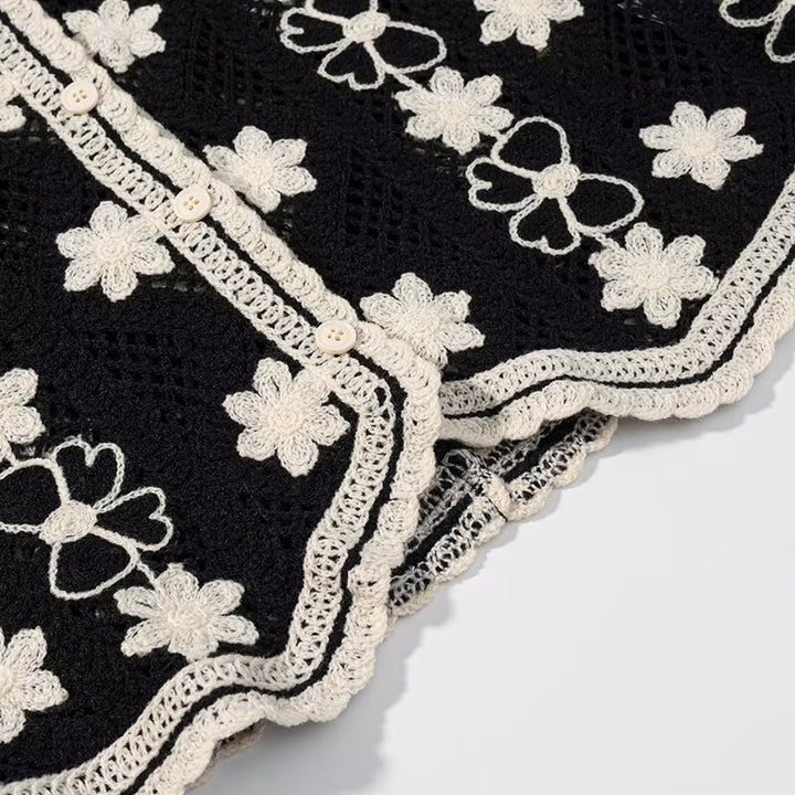 Blouse en dentelle pour femmes avec un élégant design floral Chic & Stil