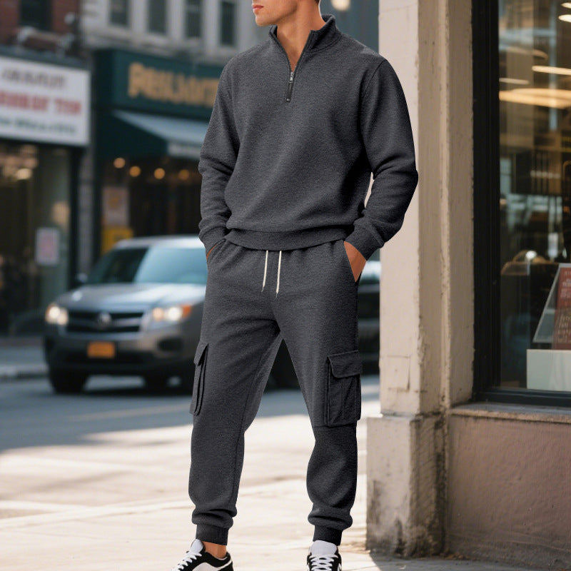 Sport leisure set for men with high collar and practical cargo pockets Lune London