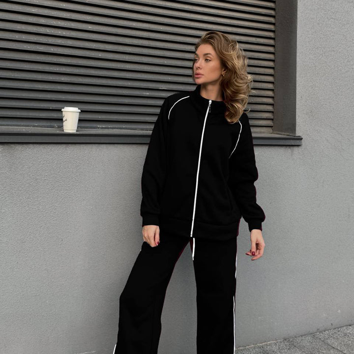 Casual tracksuit for women with modern zipper and elastic cuffs Lune London