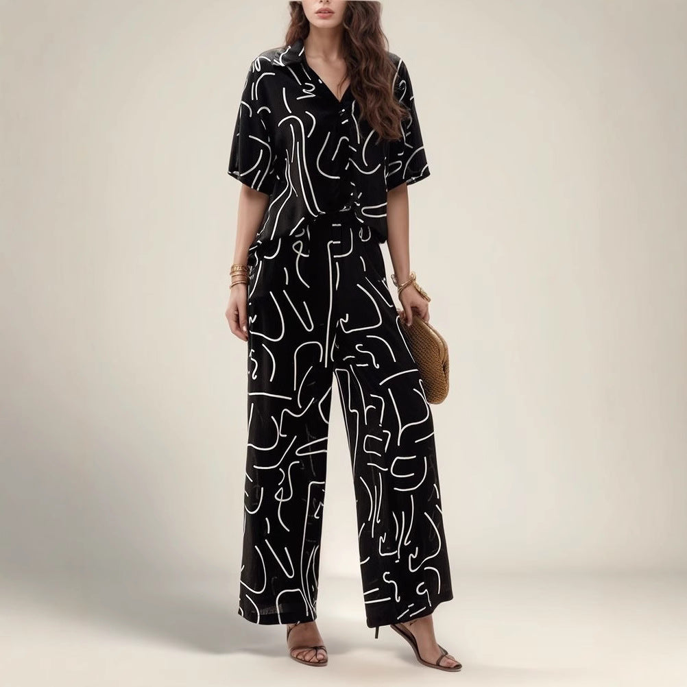 Women's Casual Cut Pajama Set with Abstract Pattern Lune London