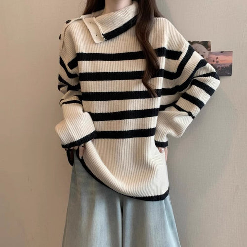 Pull à rayures pour femmes avec col moderne et détails de boutons Chic & Stil