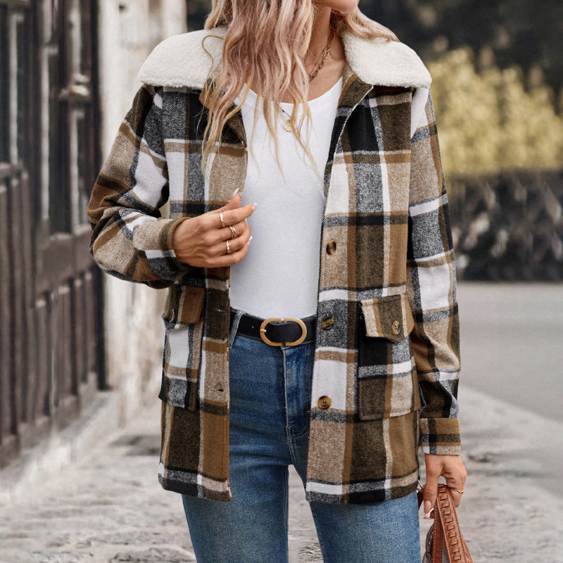 Checked overshirt for ladies with warm fleece lining and practical pockets Lune London