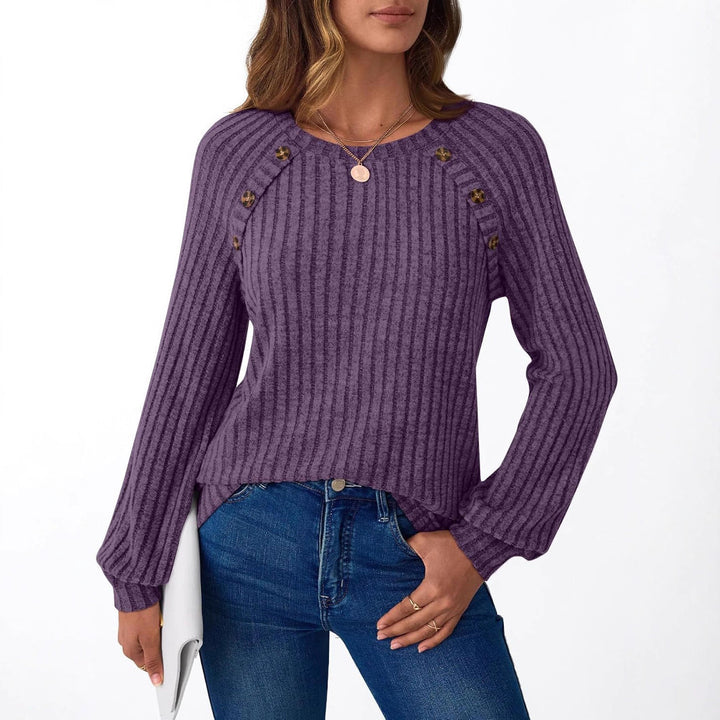 Knitted pullover for women with decorative buttons and a modern ribbed pattern Lune London