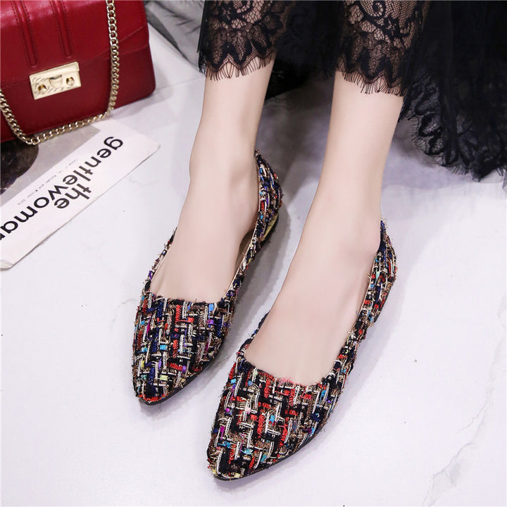 Elegant slip-on ballerinas for women with modern woven design Lune London
