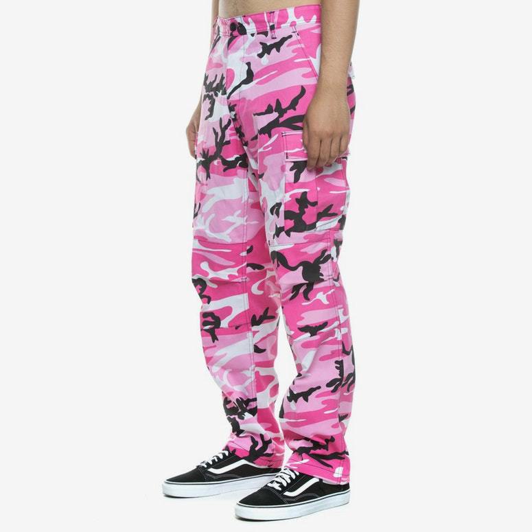Camouflage cargo pants for men with multifunctional pockets Lune London