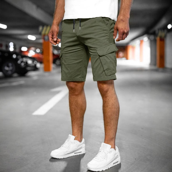 Multifunctional cargo shorts for men with practical side pockets Lune London