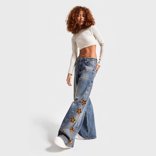 Women wide jeans with floral embroidery design Lune London