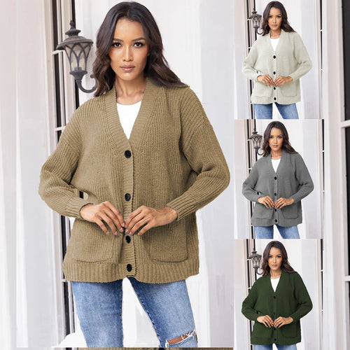 Chunky knit cardigan for women with practical pockets and casual fit Lune London