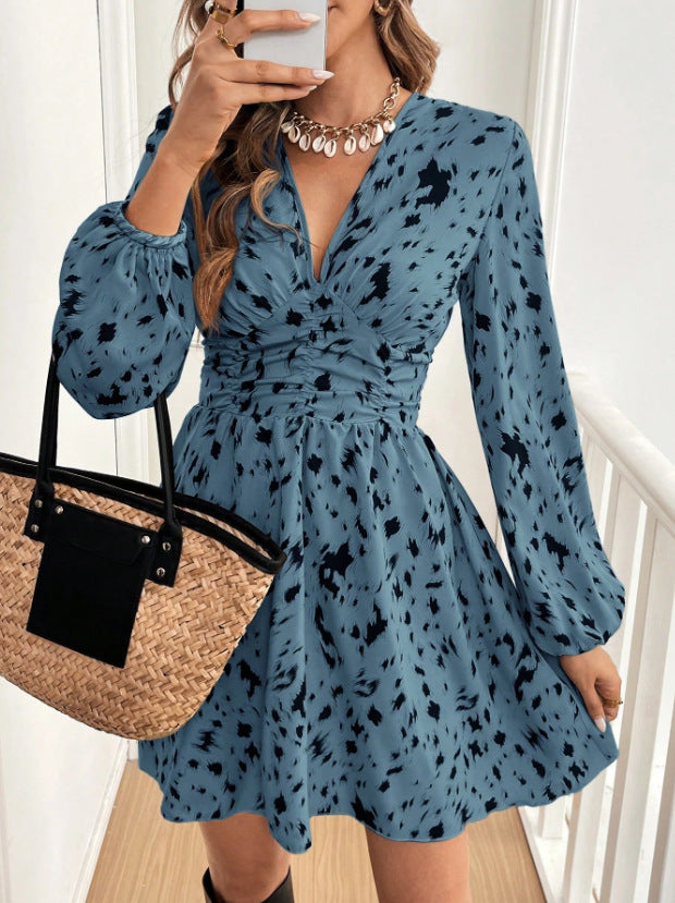 Robe mini femme avec manches bouffantes et volants Chic & Stil