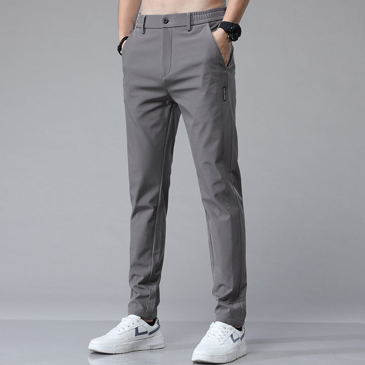 Easy-care chino pants for men with elastic waist and modern pockets Lune London