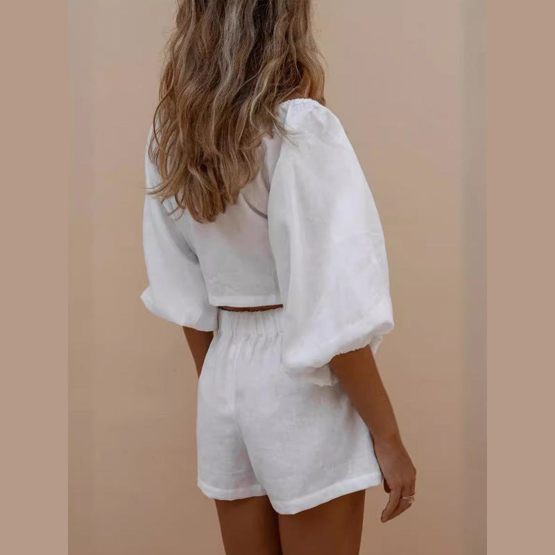 Ensemble stylé pour femmes en deux pièces avec des manches bouffantes et un nœud Chic & Stil