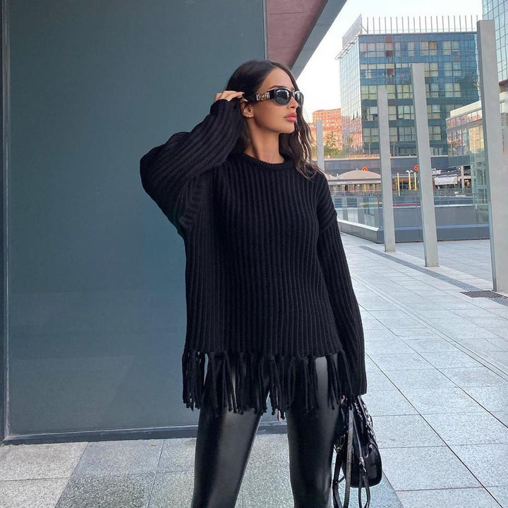 Ladies fashionable knit sweater with fringes Lune London