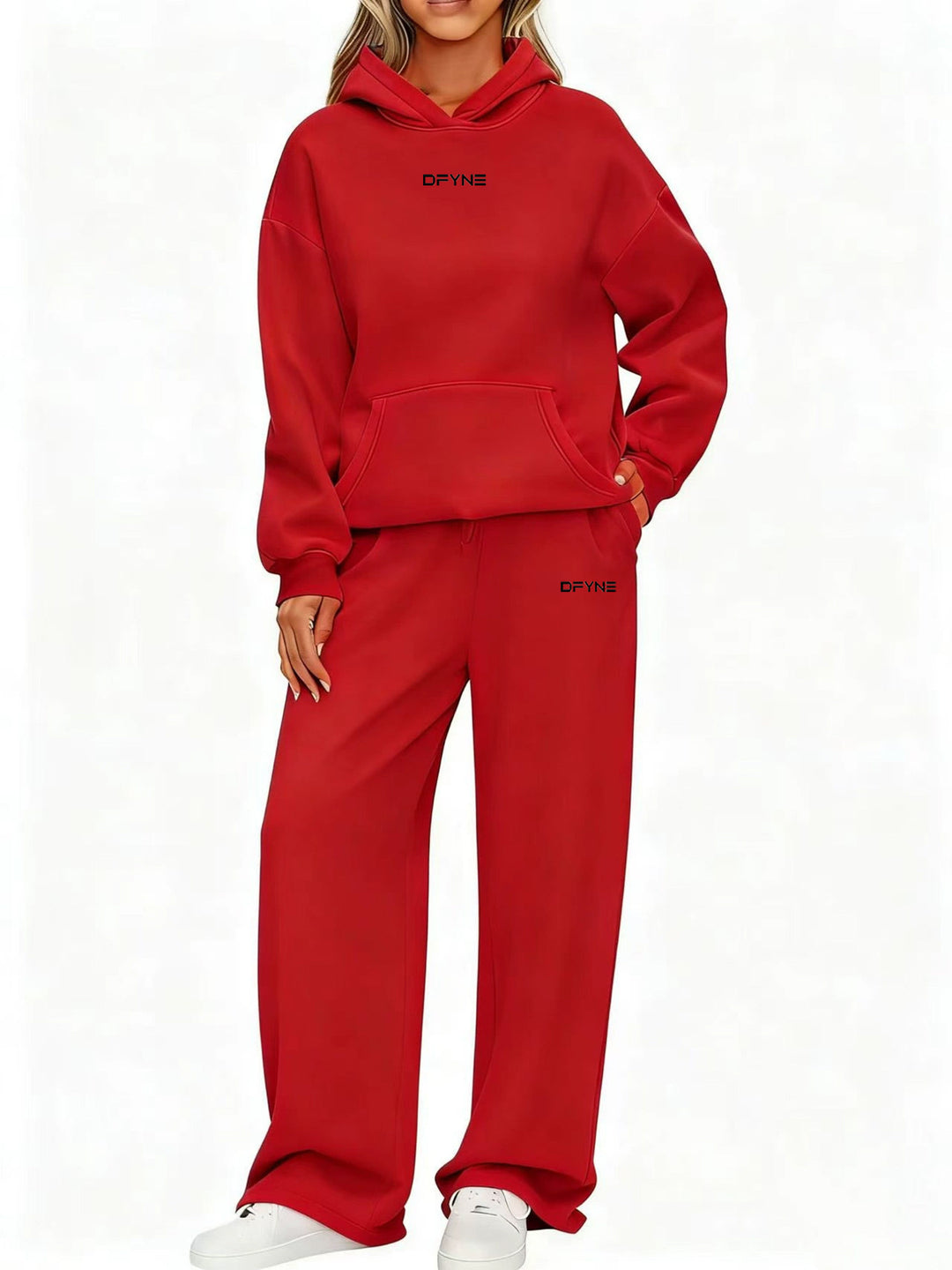 Women's casual jogging suit made of soft sweat material Chic & Stil