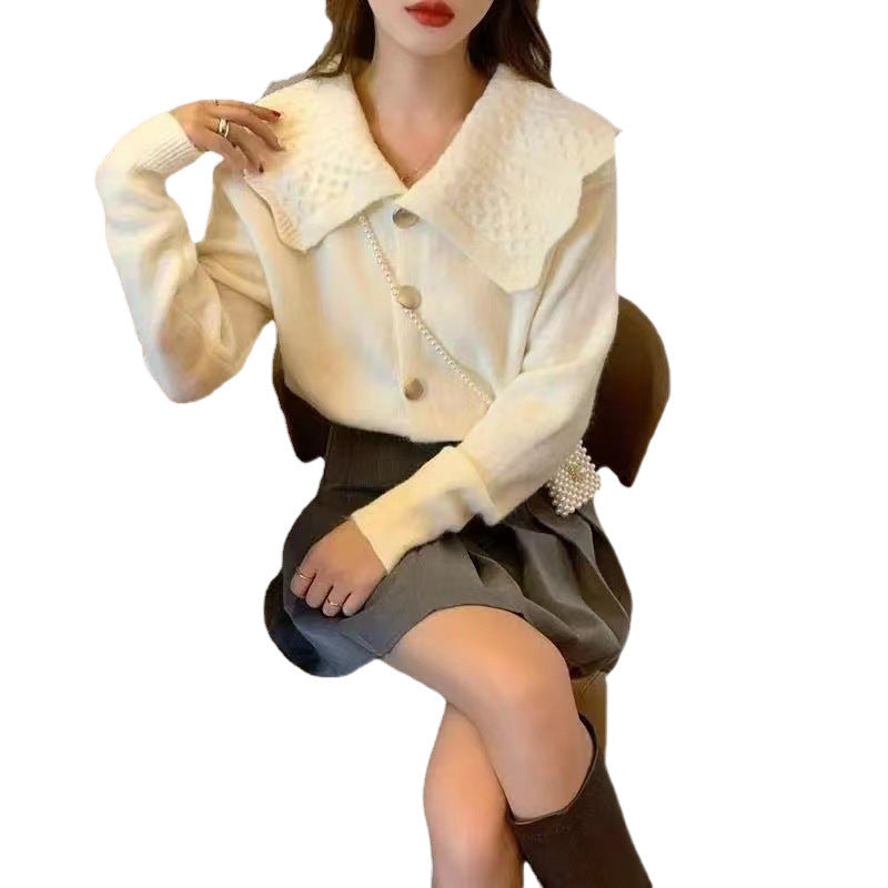 Knit jacket for women with wide collar and decorative buttons Lune London