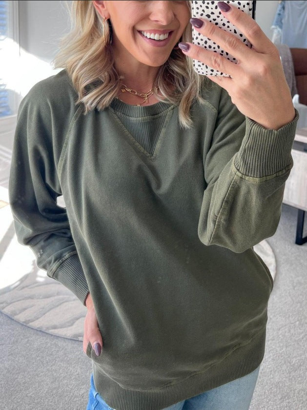 Casual pullover for women with a loose fit and high-quality materials Lune London