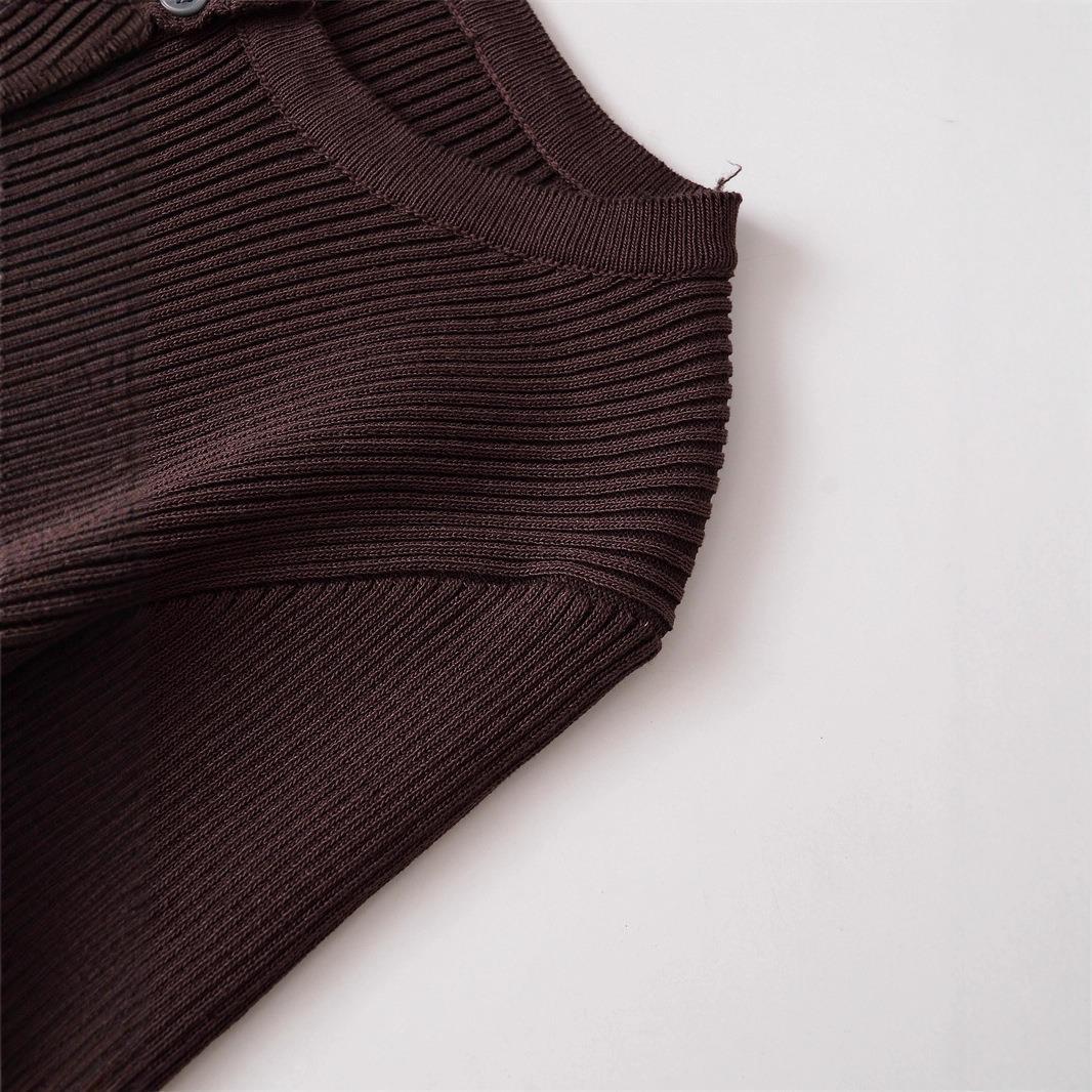Fine knit jacket for women with elegant button details Lune London
