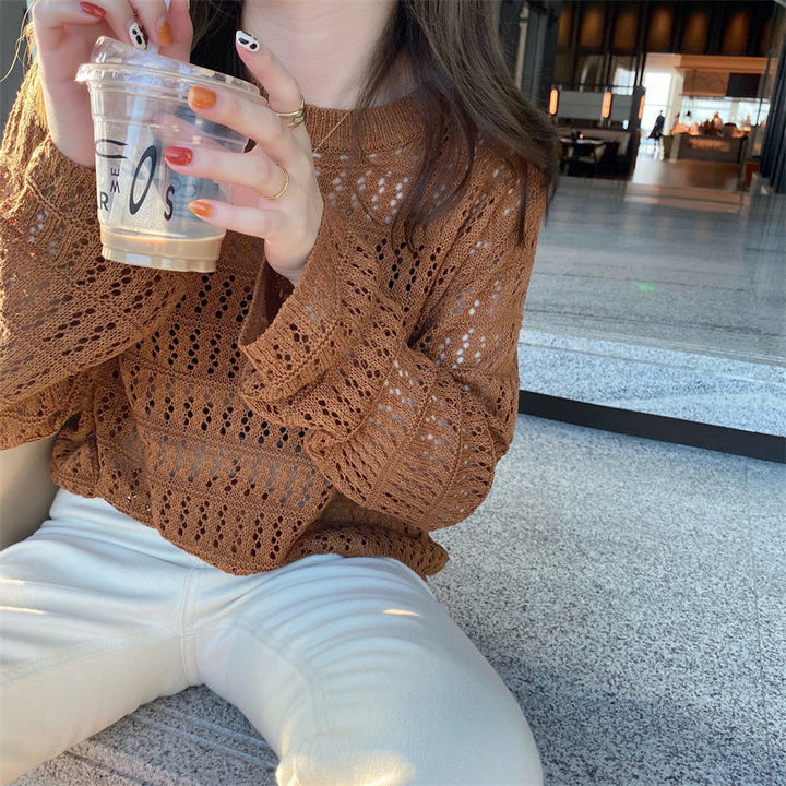Pull tricot fin pour femmes avec design aéré à trous et coupe décontractée Chic & Stil