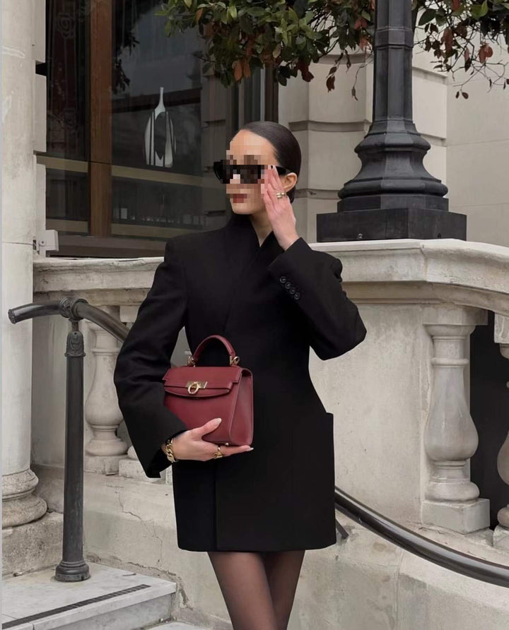 Ladies elegant blazer with waist belt and practical pockets Lune London
