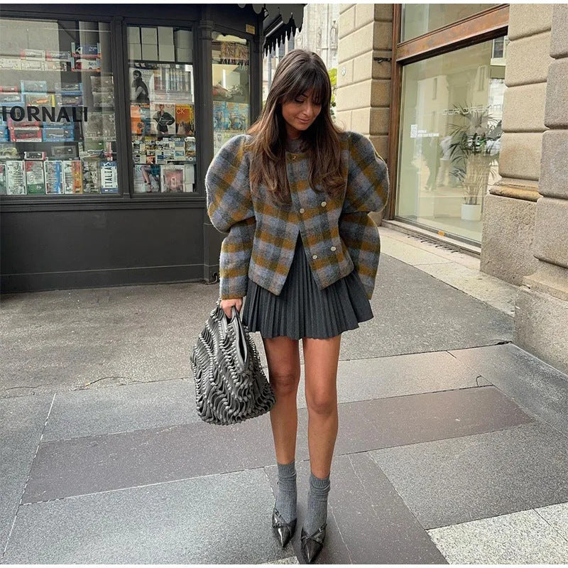 Veste à carreaux pour femmes avec des manches volumineuses Chic & Stil