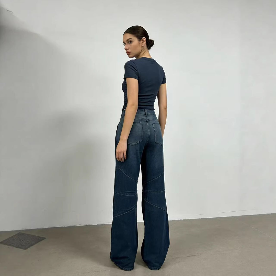 Women's loose-fitting jeans with unique seam details Lune London