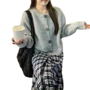 Ladies comfortable cardigan with large buttons and a high collar Lune London
