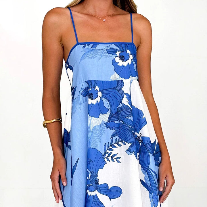 Maxi dress for women with elegant straps and floral accents Chic & Stil