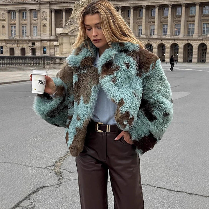 Faux fur jacket for women with modern patterns and voluminous sleeves Lune London