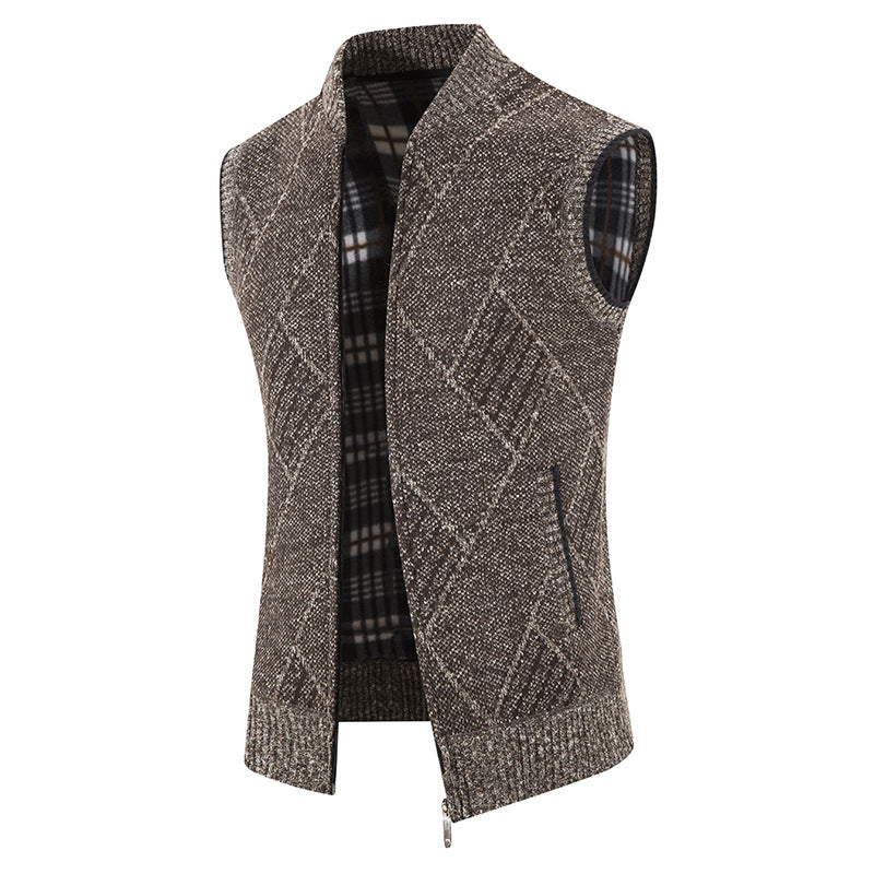 Men's knitted cardigan with a modern cable pattern and a practical zipper Lune London