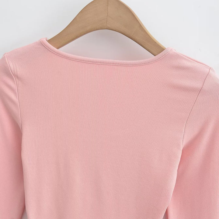 Long sleeve shirt for women with a modern fit and a rounded hem Lune London