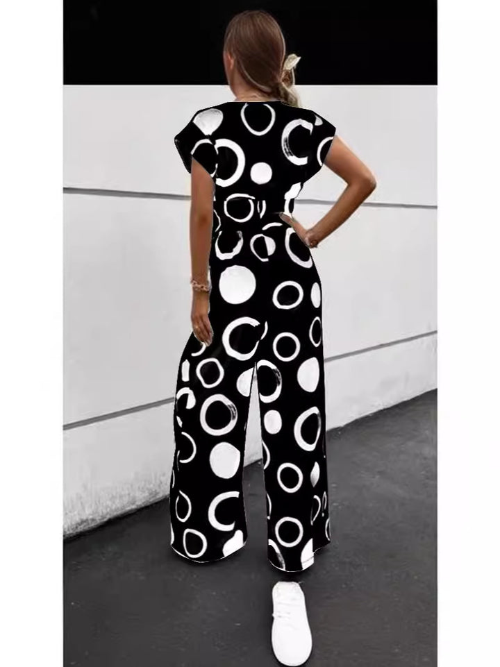 Trendy wide-leg trousers for women with a tie belt and graphic pattern Lune London