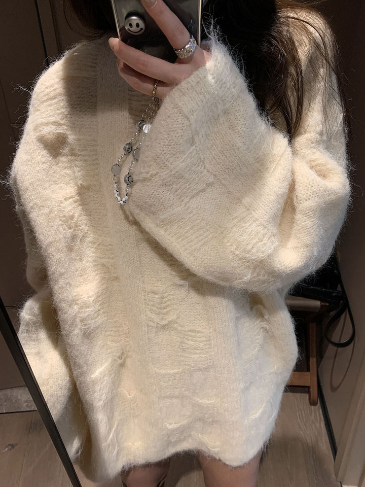 Oversized knit sweater for women in a casual style