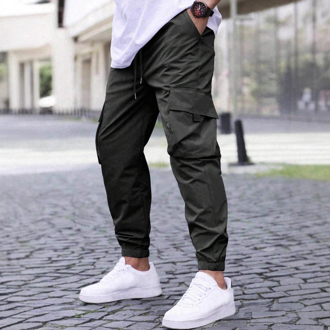 Men's cargo pants with practical zip pockets and an elastic waistband Lune London
