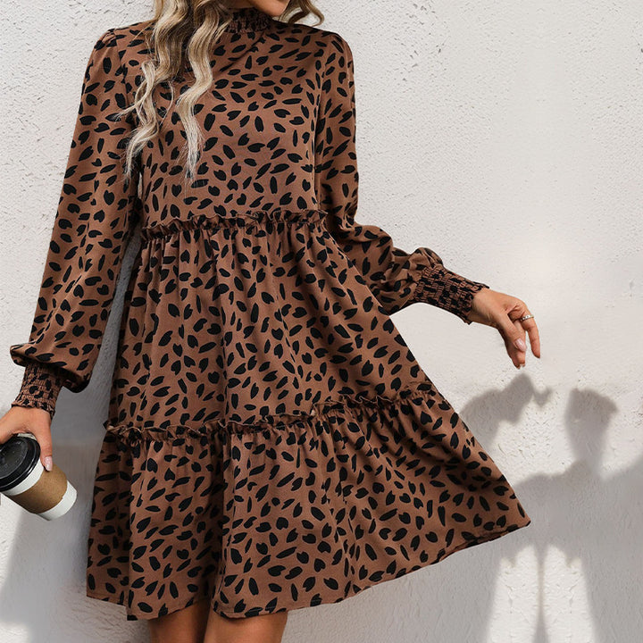 Casual mini dress for ladies with ruffles and loose fit Lune London