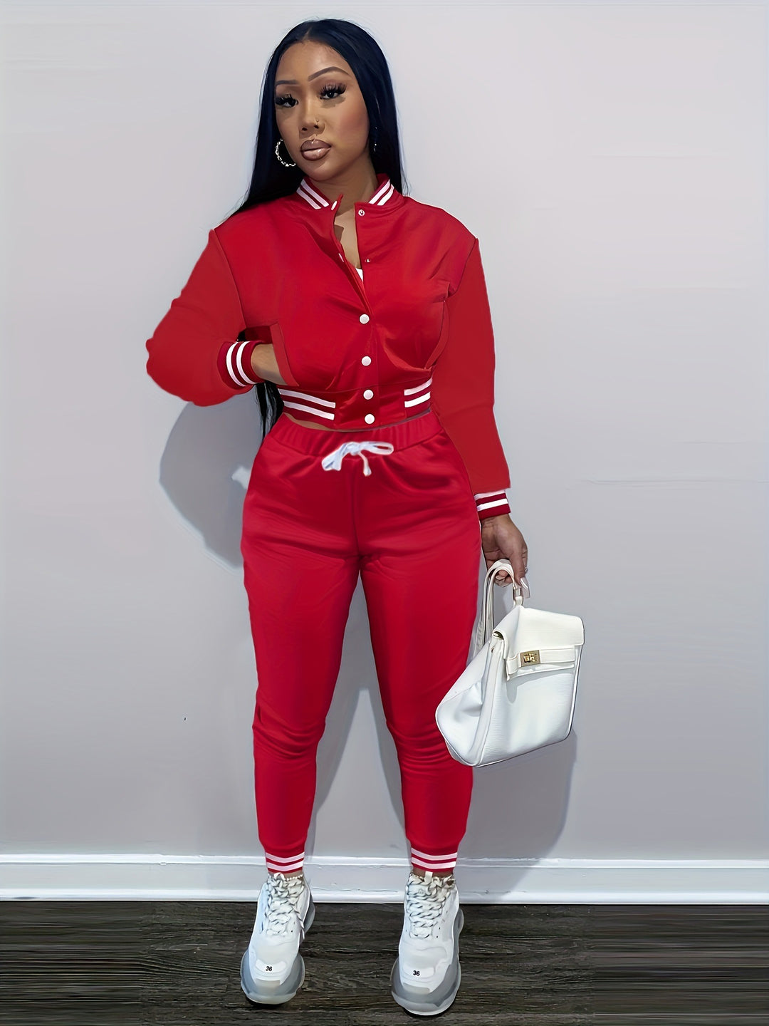 Ladies sporty jumpsuit with chic and stylish contrasts