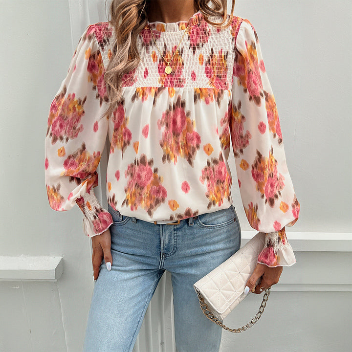 Airy blouse for women with floral pattern and gathers Lune London
