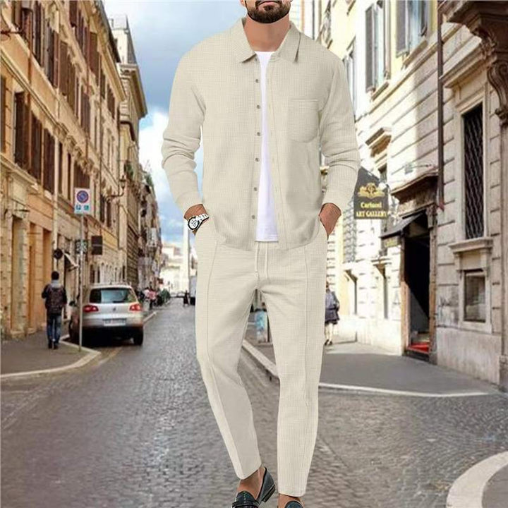 Trendy leisure set for men with textured top and elastic waistband Lune London