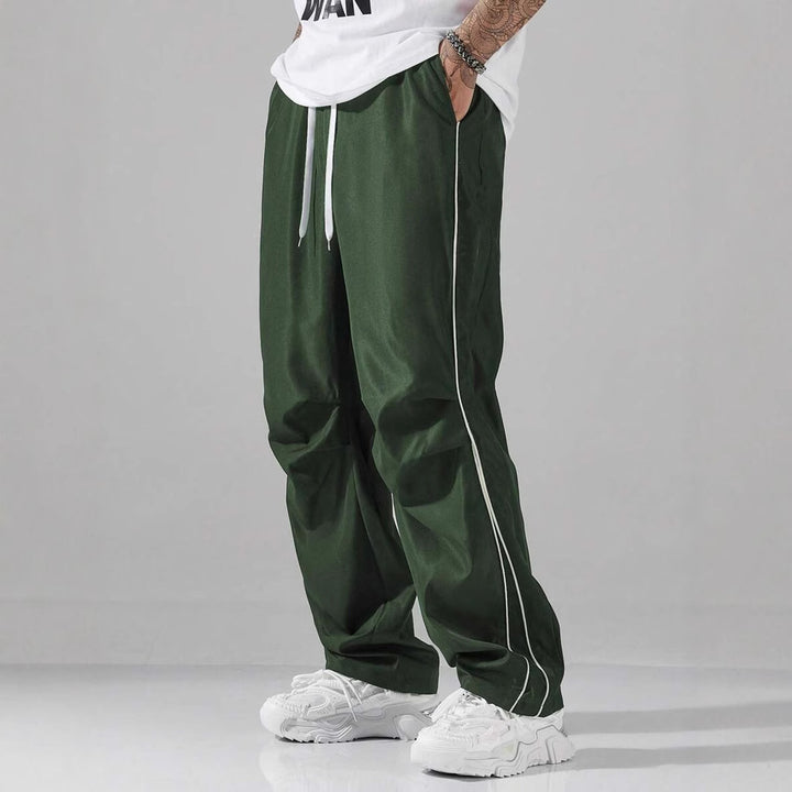 Men's sports pants with elastic waistband and contrasting stripes Lune London