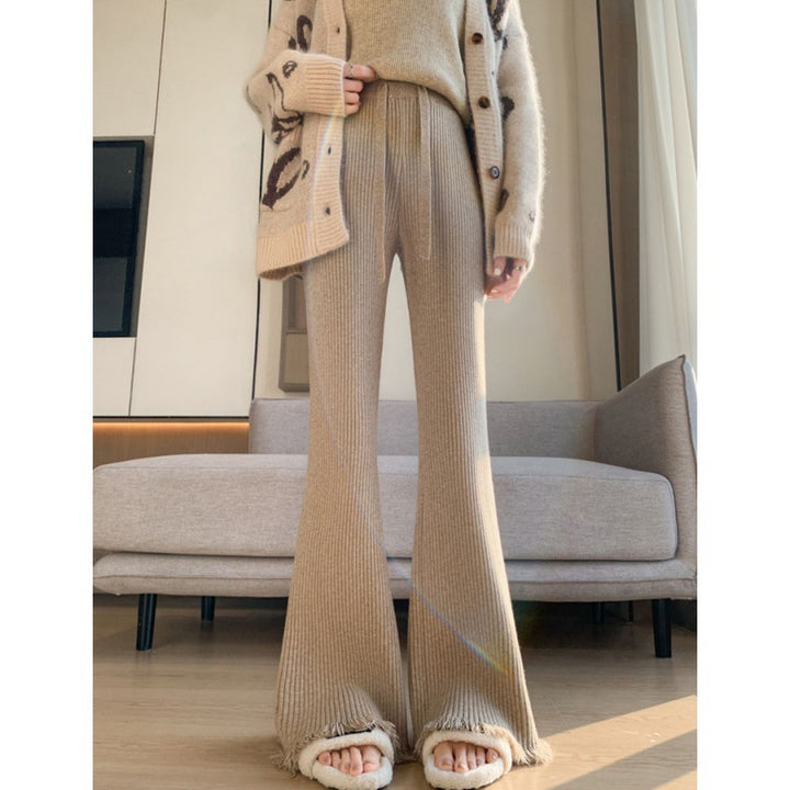 Comfortable ribbed knit pants for women with wide legs Lune London