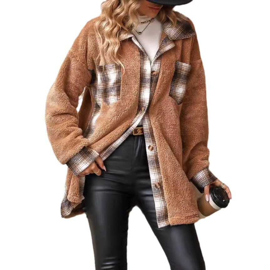 Fleece jacket for women with plaid accents and a practical cut Lune London