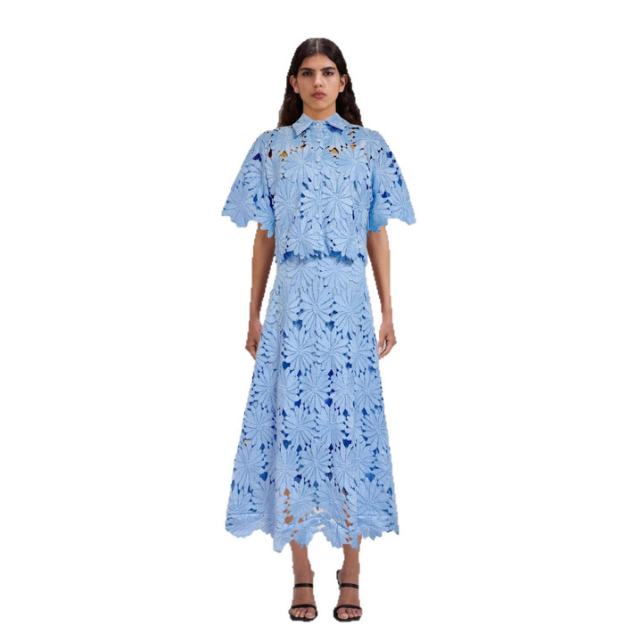 Robe florale pour femmes avec col montant et manches volumineuses Chic & Stil